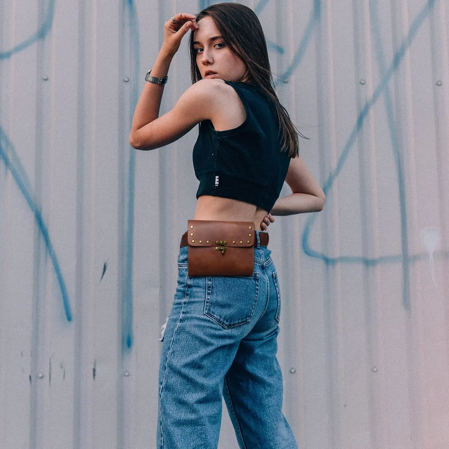 Belt Pouch Waist Bag Fanny Pack Medieval Vintage Leather Pouch Cellphone Holder Holster Carry Belt Purse Pocket Casual Hiking Festival Renaissance Faire Costume Props Travel Wallet (H2-Brown)