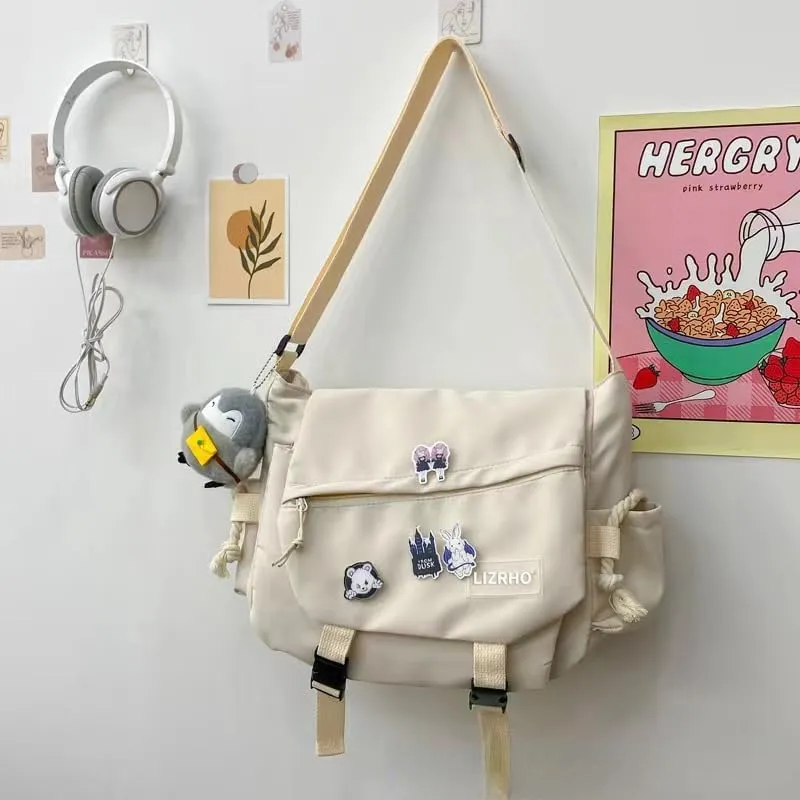Casual Nylon Crossbody Bag Large Capacity Messenger Bag Japanese Y2K Shoulder Bag Harajuku Tooling Wind Shoulder Bag (White Dinosaur pendant)