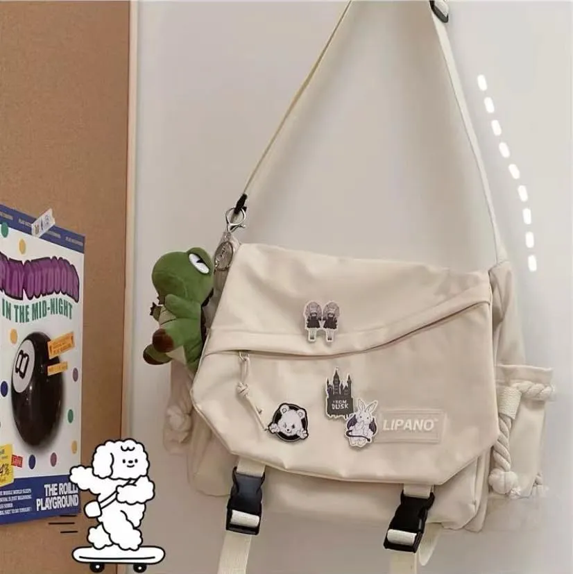 Casual Nylon Crossbody Bag Large Capacity Messenger Bag Japanese Y2K Shoulder Bag Harajuku Tooling Wind Shoulder Bag (White Dinosaur pendant)