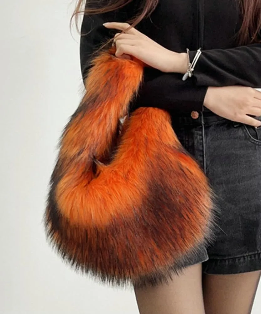 Furry Purse for Women Faux Fur Shoulder Bag Y2k Purse Fluffy Large Tote Bag Fuzzy Handbags Dumpling Satchels