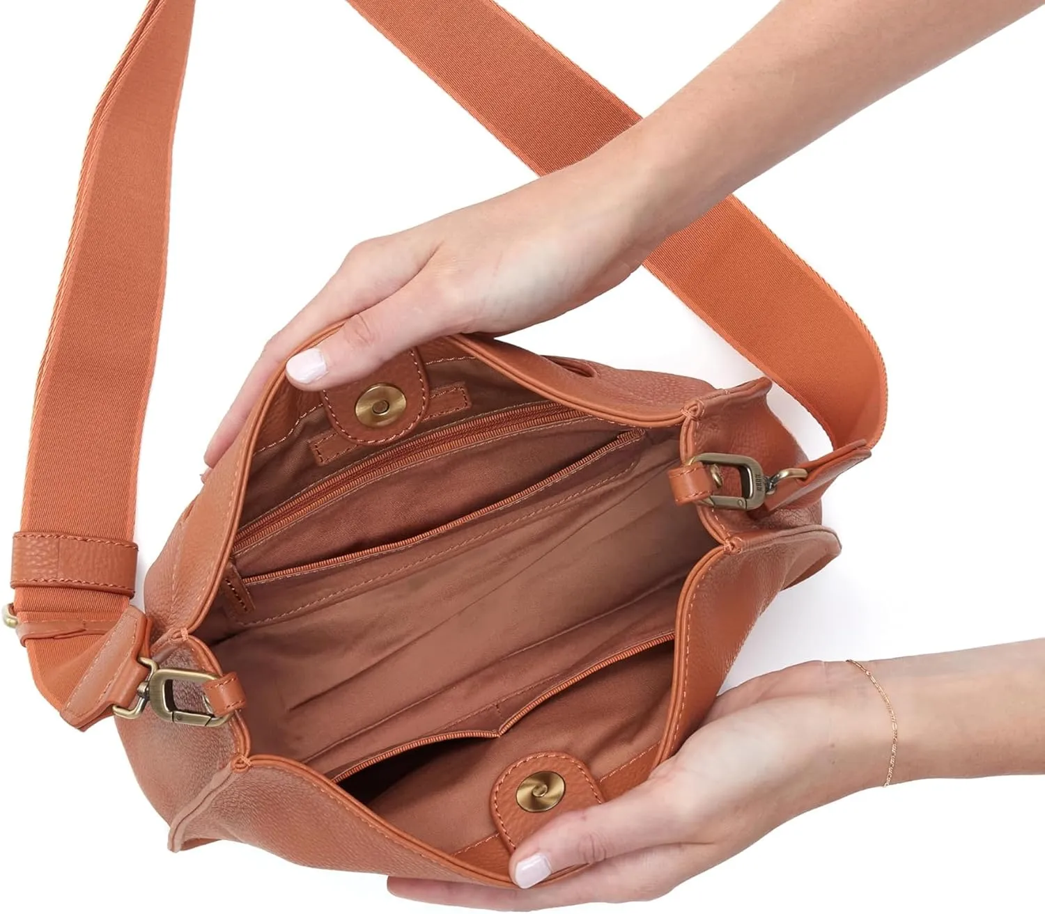 HOBO Cass Crossbody