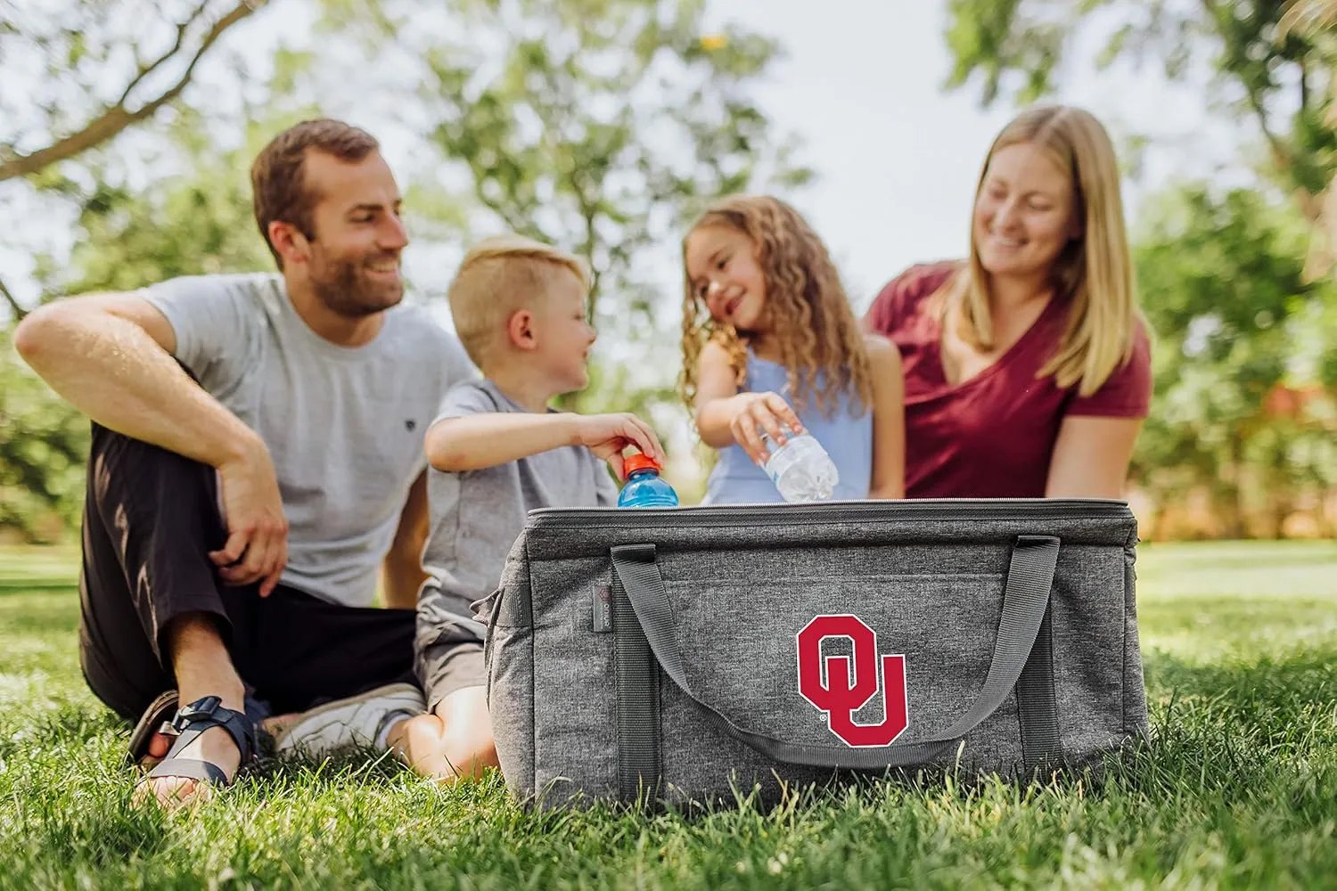 PICNIC TIME NCAA Unisex-Adult NCAA 64 Can Collapsible Cooler