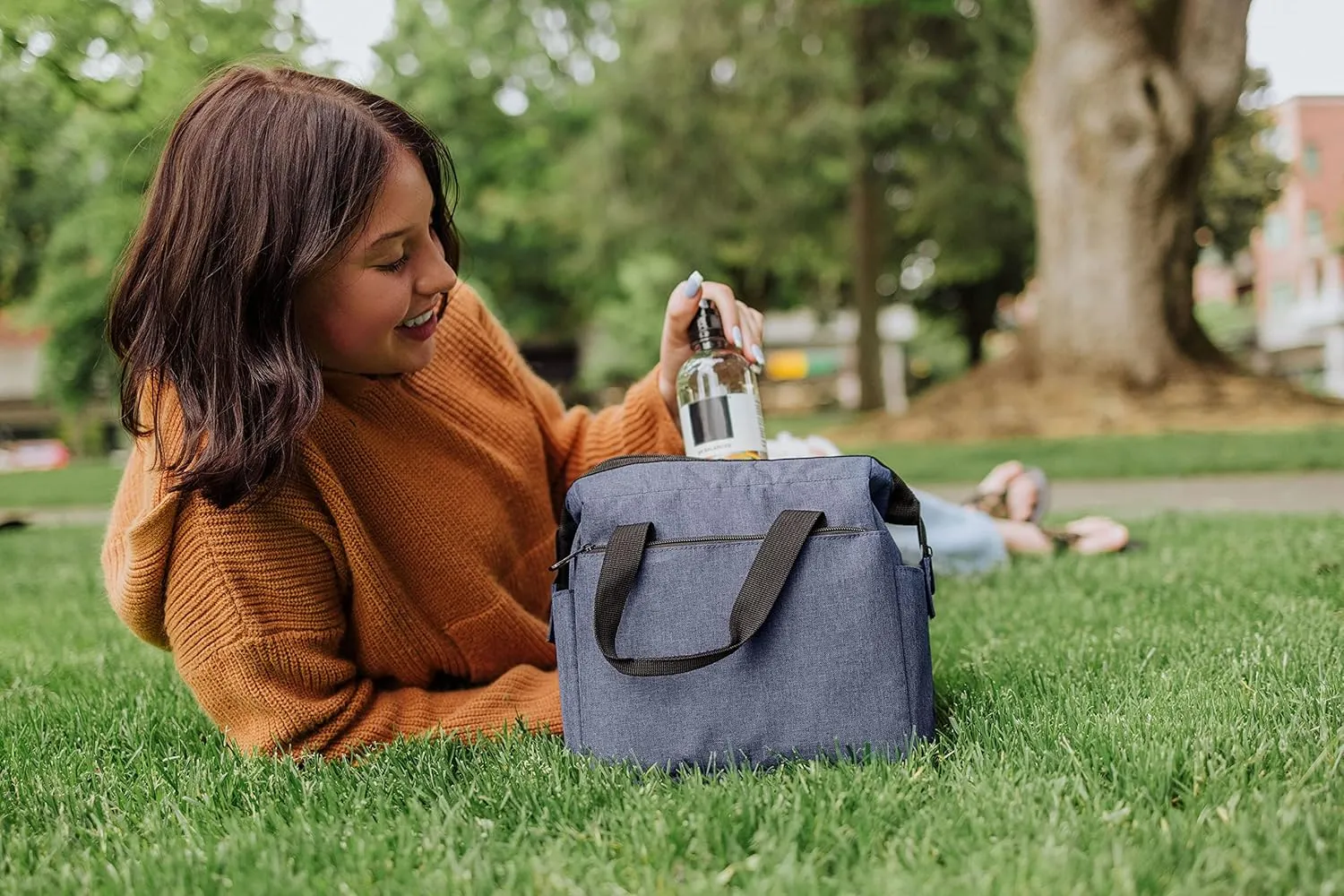 PICNIC TIME - On The Go Lunch Bag - Soft Cooler Lunch Box - Insulated Lunch Bag, (Navy Blue)