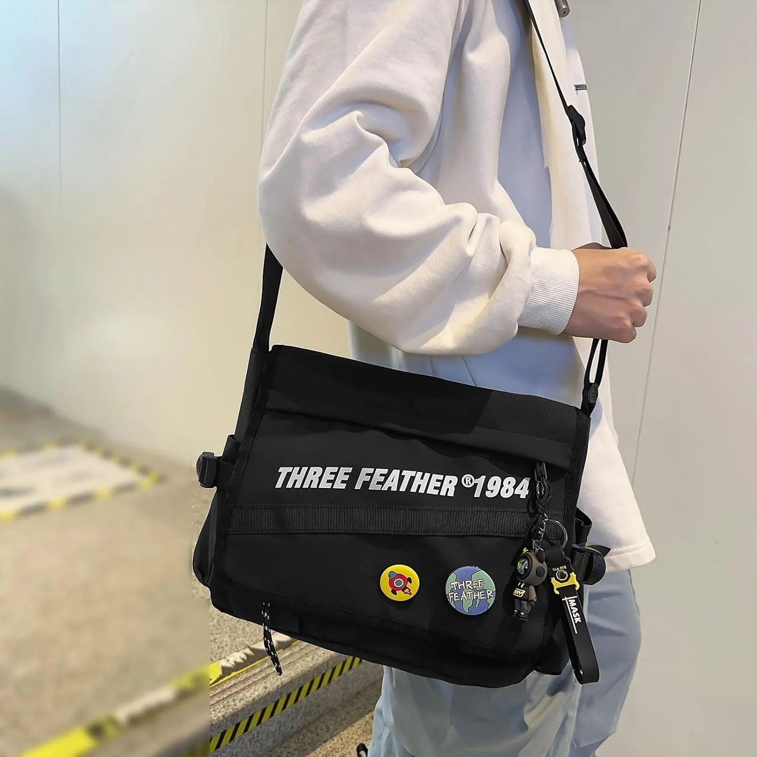 Teclado Fashion Crossbody Bag with Cute Accessories Casual Messenger Bag with Pendants Shoulder Bag Purse Travel Daypacks