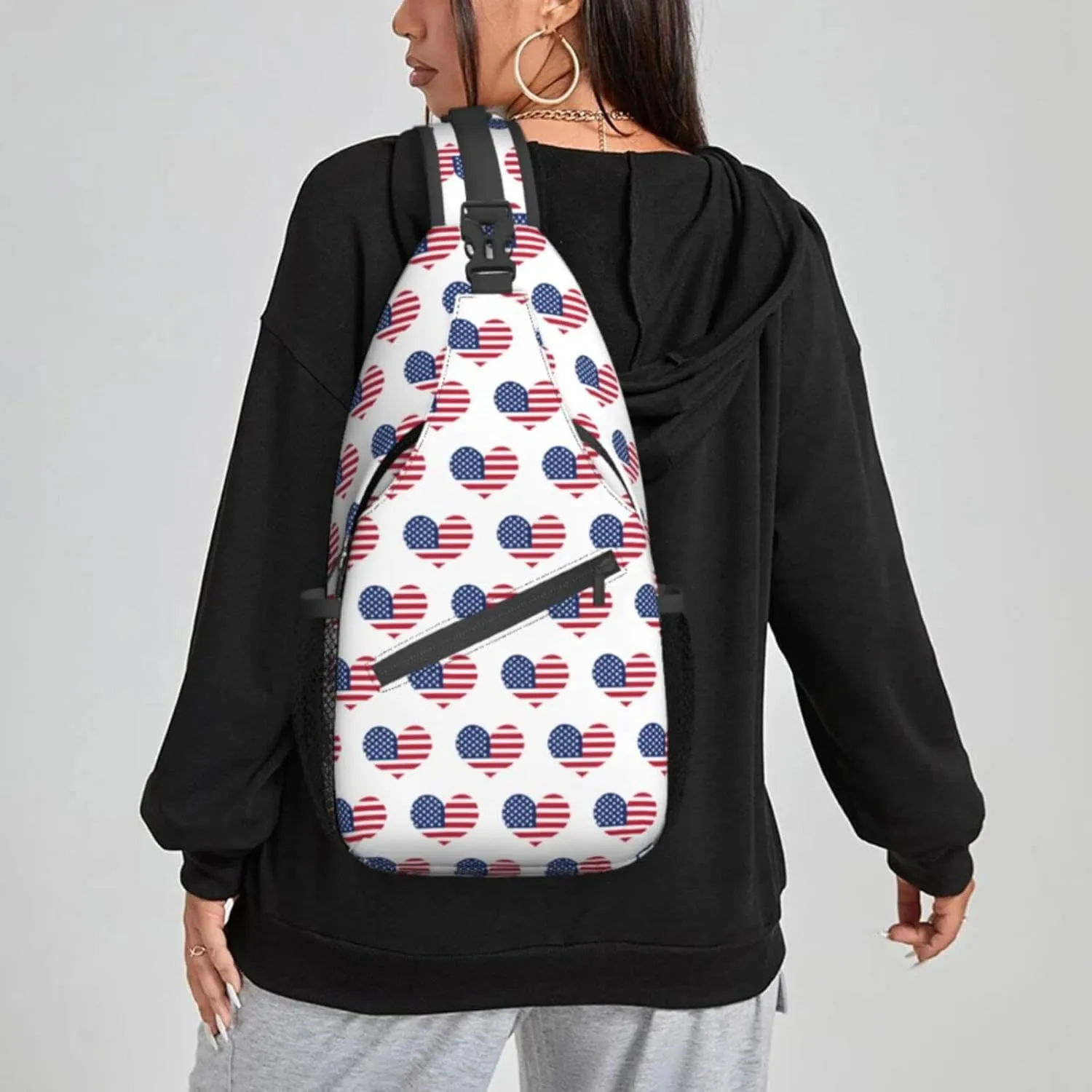 Women Patriotic American Flag Heart Crossbody Sling Backpack for Men Chest Bag Shoulder Bag Lightweight One Strap Backpack Travel Outdoor Daypack